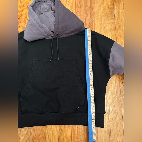 Buff Bunny crop Sweatshirt Size M (j10 - Picture 9 of 10